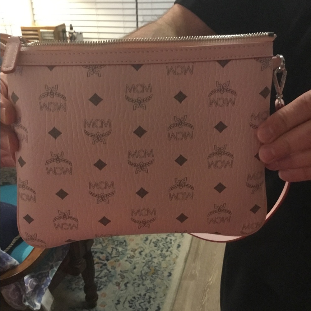 MCM Pink Visetos Monogram Tote Bag - Picture 14 of 15